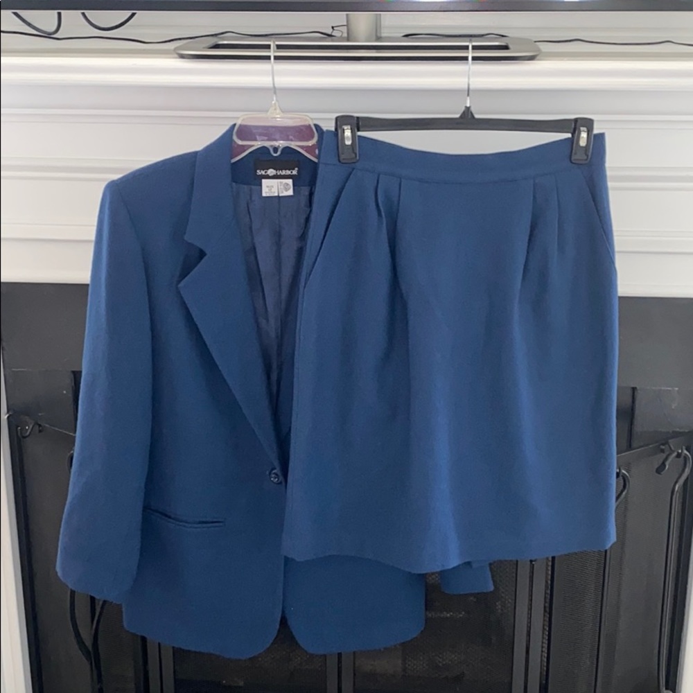 Vintage Sag Harbor Wool Suit